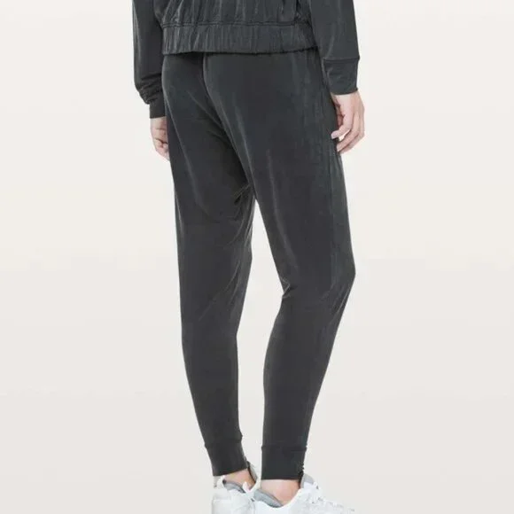 Lululemon Lab NEW NWT Black Schema Joggers - Picture 3 of 9